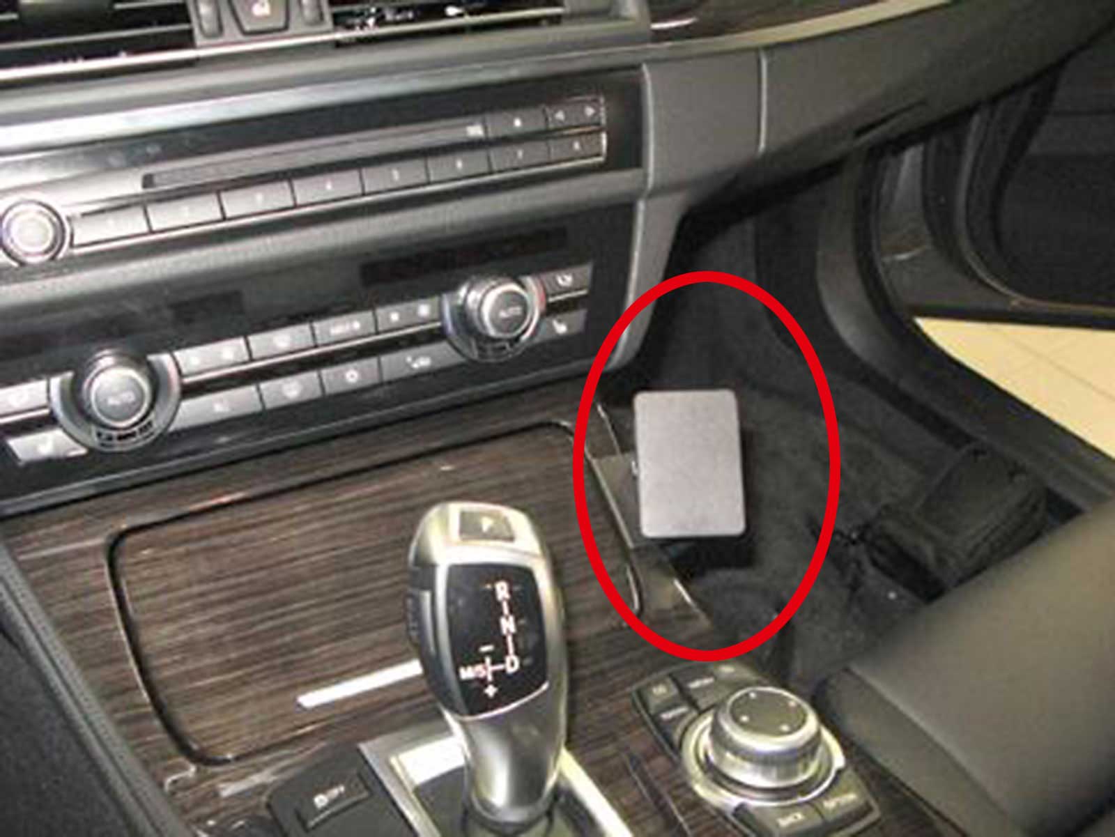 Brodit ProClip - Fahrzeughalterung - BMW 5er / F10, F11 (ab 2010) - 834458