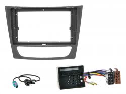Einbauset mit Lenkradadapter f�r 9 Zoll Autoradio in Mercedes E-Klasse W211 (2002-2009), CLS