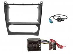 Einbauset mit Lenkradadapter f�r 9 Zoll Autoradio in Mercedes C W203 (04-07), CLC (08-11), CLK