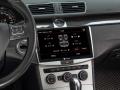Dynavin D9-2S Premium 96 GB - Navigation mit Touchscreen / DAB / Bluetooth fr VW Passat