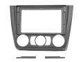 Einbauset mit Lenkradadapter f�r 9 Zoll Autoradio in BMW 1er E81/E82/E87 (07-13), Aktiv, man. Klima