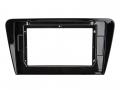 Einbaurahmen f�r 10 Zoll Autoradio in Skoda Octavia (2013-2020) - Klavierlack